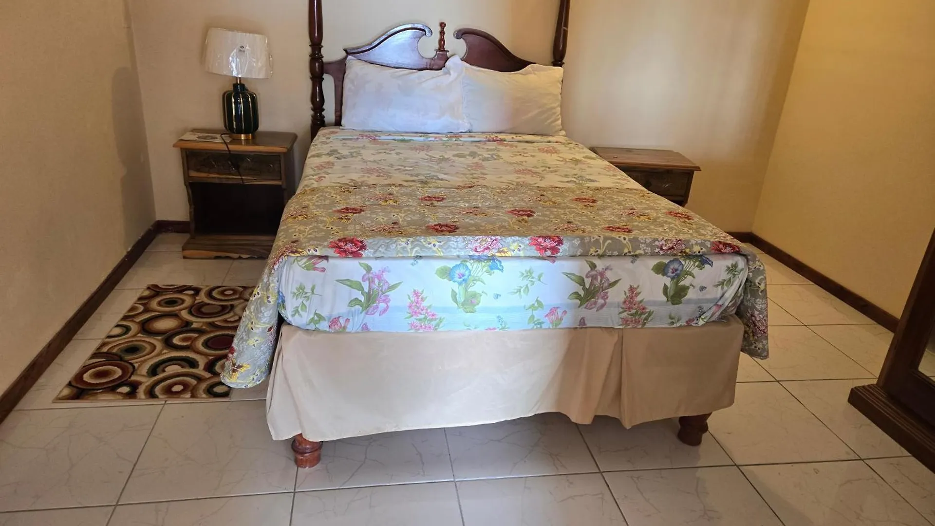 Poinciana Apartment Two Montego Bay